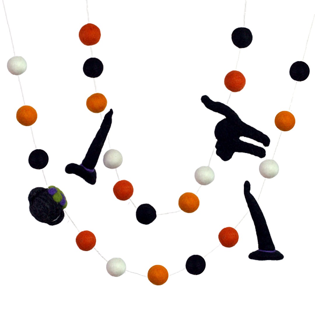 Witch Hat, Cauldron & Black Cat Halloween Garland — 6 ft